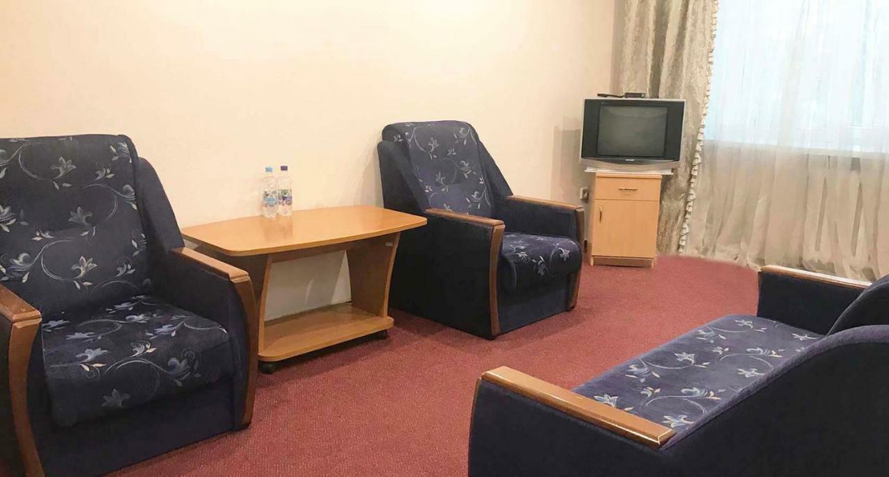 Kozatsky On Antonova Hotel Kijev Kültér fotó