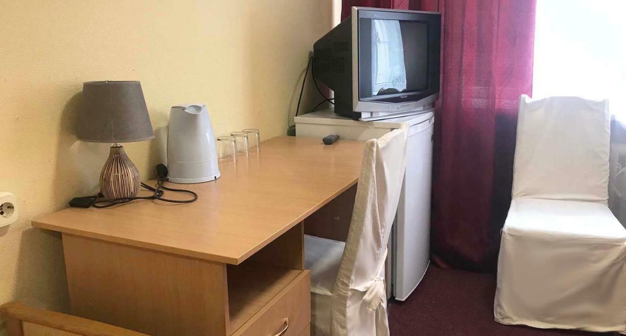 Kozatsky On Antonova Hotel Kijev Kültér fotó